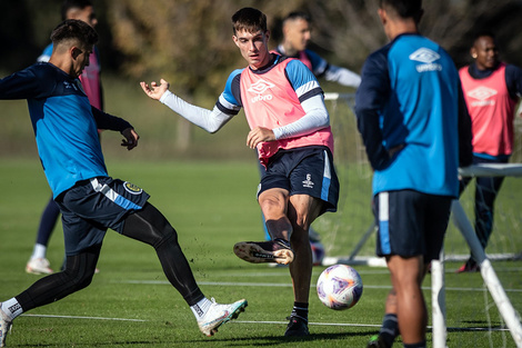 Komar será titular en el lugar de Quintana.