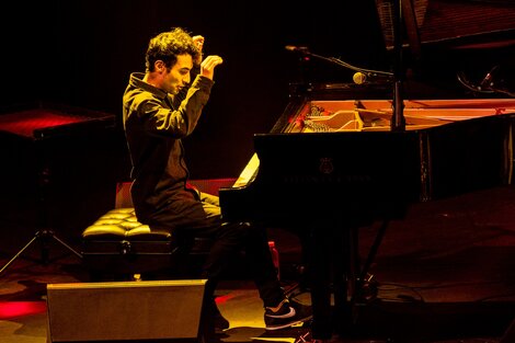 Tigran Hamasyan utiliza el piano como herramienta de experimentación. 