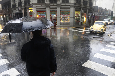 Tormentas y granizo en Buenos Aires: lluvias, tránsito y el estado de los servicios minuto a minuto