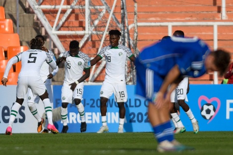 Festejo de Nigeria en el Malvinas Argentinas. (Fuente: AFP)