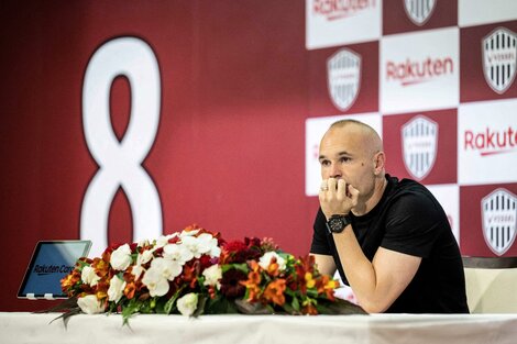 Iniesta se va de Japón pero todavía no quiere retirarse