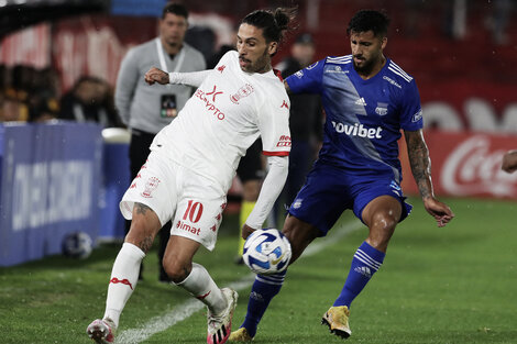 Huracán empató con Emelec y sigue con chances en la Copa Sudamericana