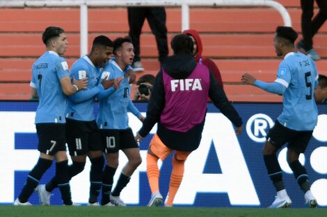 Mundial Sub 20: Uruguay adentro; Francia afuera