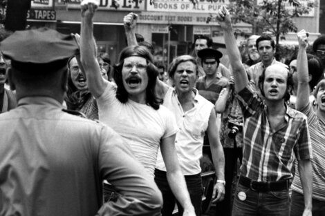 El reclamo contra la violencia policial por Stonewall Inn.