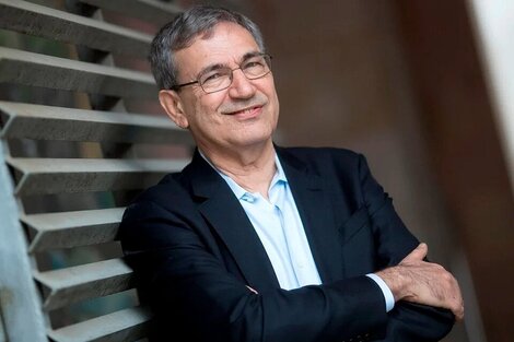 Orhan Pamuk nació el 7 de junio de 1952