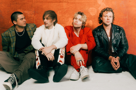 La banda australiana 5 Seconds of Summer llega al Luna Park para presentar 5SOS5, su quinto álbum de estudio.