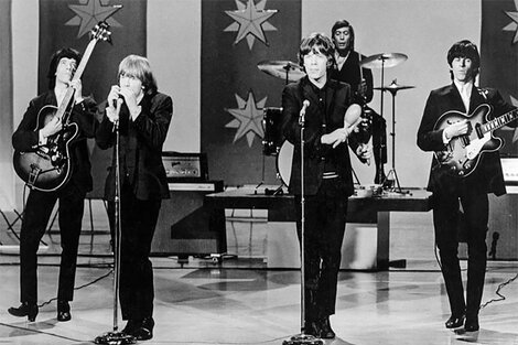 The Rolling Stones, en un estudio de TV, circa 1963.