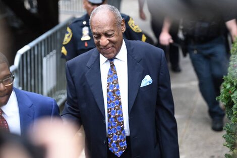 Otras nueve mujeres demandan a Bill Cosby por agresión sexual