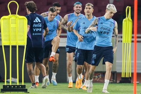 Garnacho encabeza la fila durante el entrenamiento