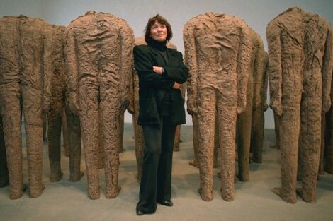 Doodle homenajeó a la artista polaca Magdalena Abakanowicz