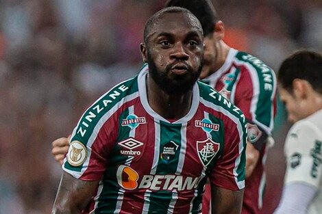 Conmebol suspendió a un defensor de Fluminense por doping positivo
