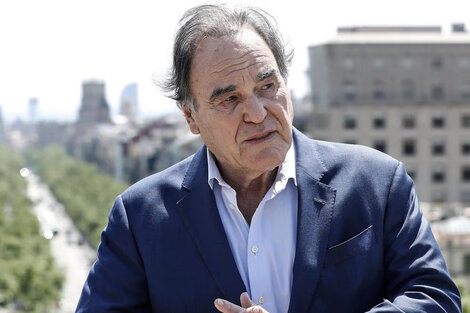 Oliver Stone: "Hay más muertes en la industria del carbón que en la energía nuclear"