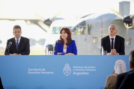 Sergio Massa, ministro de Economía y precandidato a presidente, Cristina Kirchner, vicepresidenta, y Horacio Pietragalla, secretario de Derechos Humanos. 