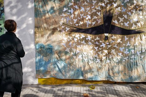 "Vuelos de libertad", obra de Mercedes Perlas: muestra a 200 aves, una por cada presa de la cárcel Cabildo. 