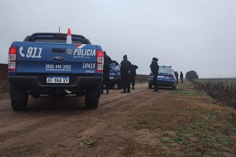 La policía en el lugar del hallazgo.