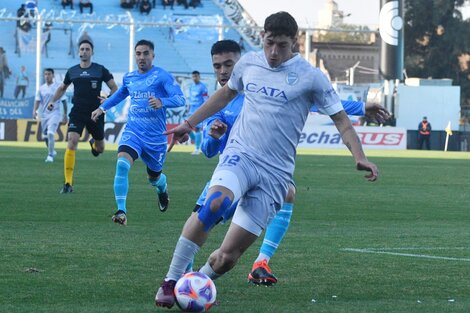 Godoy Cruz batió a Defensores Unidos y avanzó en la Copa Argentina