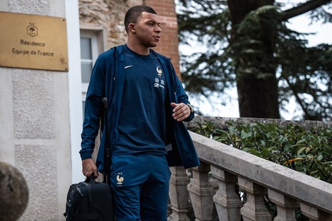 Kylian Mbappé llamó a los franceses a "terminar con la violencia, que no resuelve nada"