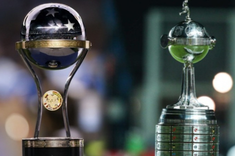 Los trofeos de Copa Libertadores y Sudamericana