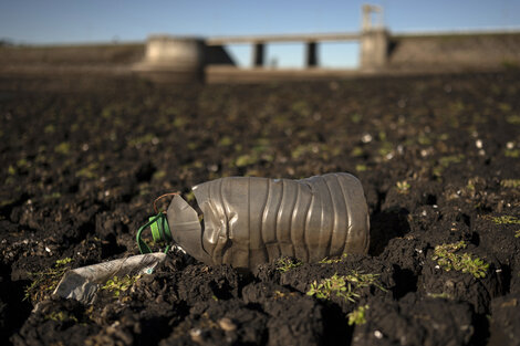 Uruguay: el agua potable tiene los días contados