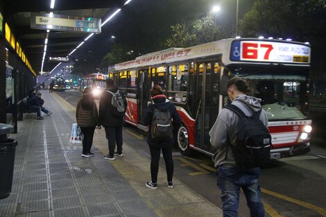 Se normalizó el servicio tras el paro de colectivos de la UTA: las líneas comenzaron a circular con la frecuencia habitual