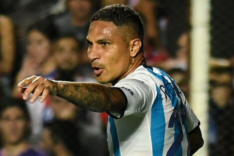 Racing: el peruano Paolo Guerrero rescindirá contrato 