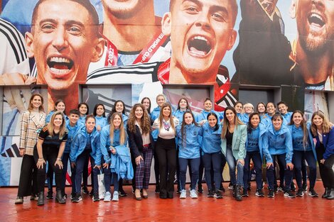 El plantel completo del seleccionado femenino de Argentina