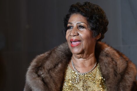 Validan un testamento de Aretha Franklin hallado oculto en su sofá tras su muerte