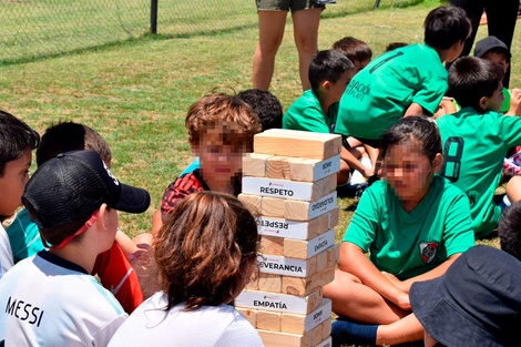 Acuerdo para fortalecer los "Valores a la cancha"