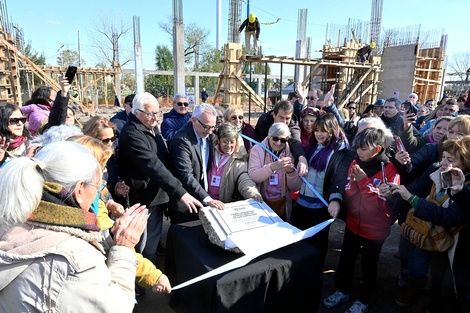 Julio Zamora presentó los avances de obra del nuevo Hospital de Alta Complejidad para Adultos de Tigre