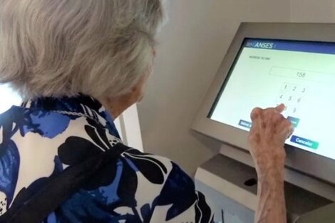 Jubilados y pensionados: desde el martes, no se exigirá la fe de vida para cobrar los haberes