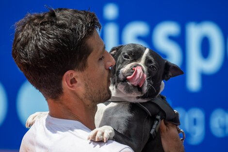 Cachín y una celebración especial junto a su pequeño perro