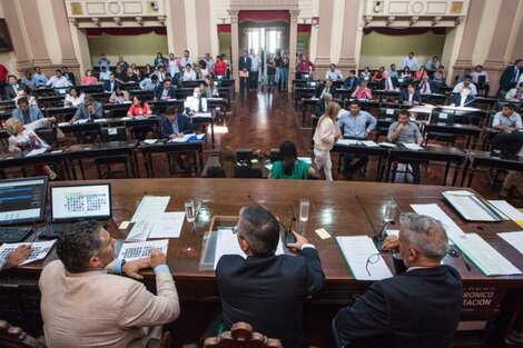 Diputados aprobó contravenciones contra la violencia digital y noticias falsas