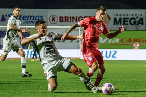 Argentinos venció a Patronato, destronó al campeón y sigue en la Copa Argentina  