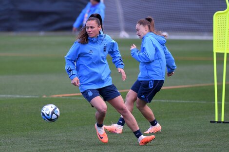 Mundial Femenino: Argentina busca un triunfo histórico ante Sudáfrica