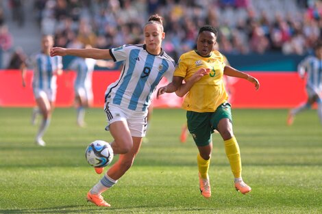 Argentina remontó el partido ante Sudáfrica y logró el tercer punto en los mundiales 