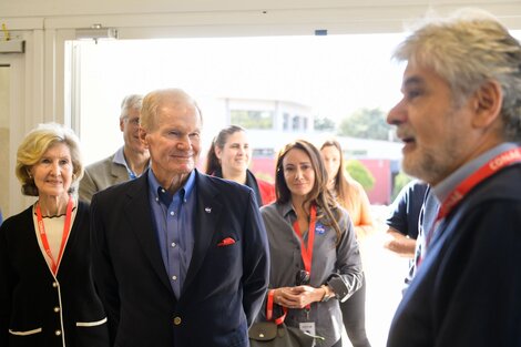 Bill Nelson (izq.) y el ministro de Ciencia, Daniel Filmus.