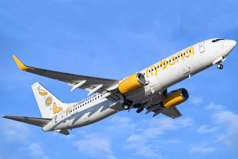 Murió un pasajero que viajaba en un vuelo de Flybondi de Bariloche a Córdoba