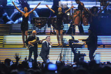 Cuando comenzó el show, el Movistar Arena estuvo a a un tris de la locura colectiva.