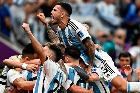 La Selección Argentina promovió libros de todos los colores (Fuente: AFP)