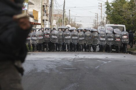 La Policía, el miércoles en Lanús (Fuente: Leandro Teysseire)