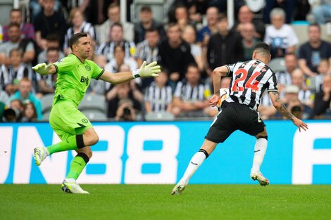 Premier League: el Aston Villa de Emiliano Martínez sufrió una dura goleada