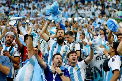 AFA presentó "Argentum 1893", la nueva pelota del fútbol argentino con las tres estrellas