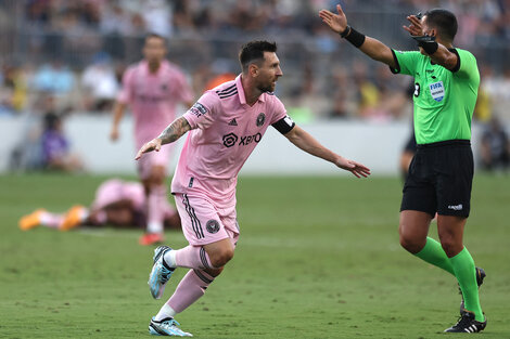 Messi inicia el festejo de su gol (Fuente: AFP)