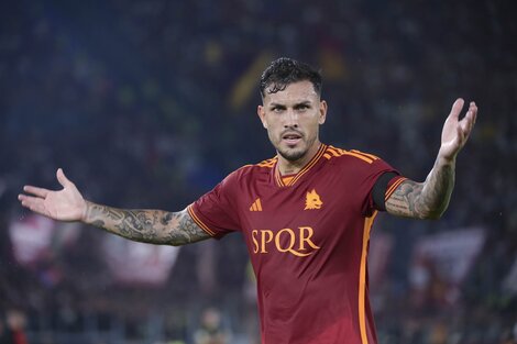 Paredes volvió a vestir la camiseta de Roma después de seis años