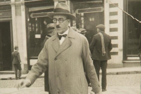 El poema hallado de Fernando Pessoa utiliza la métrica de los rubai, un formato poético de Persia.