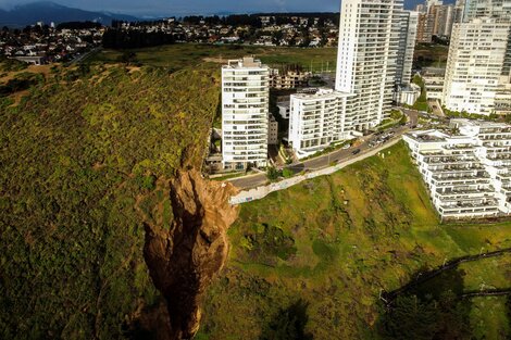 Temporal en Chile: un edificio de 17 pisos quedó al borde del colapso 