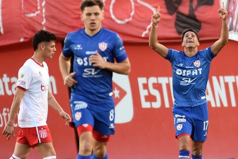 Copa de la Liga: Unión sorprendió a Estudiantes