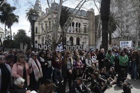 Cientos de personas se congregaron para escuchar la sentencia. 