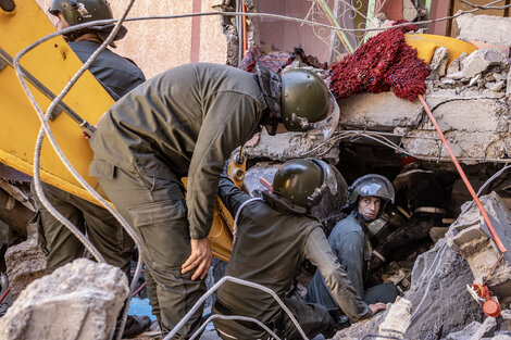 Un fuerte sismo en Marruecos dejó más de 1000 muertos y miles de heridos