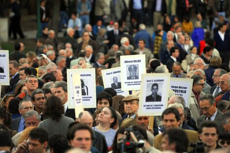 Tras la reapertura de los juicios por crímenes del terrorismo de Estado, las familias de militares comenzaron a reclamar que se juzgara a militantes políticos de los 70.